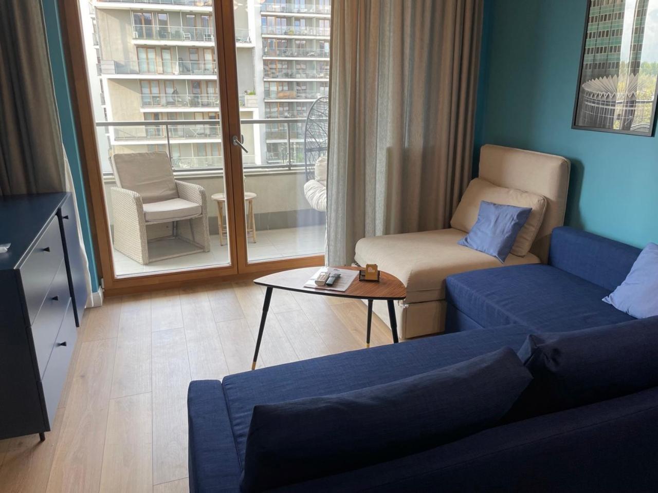 Labo Apartment Bliska Wola - Parking, Klimatyzacja Varsó Kültér fotó